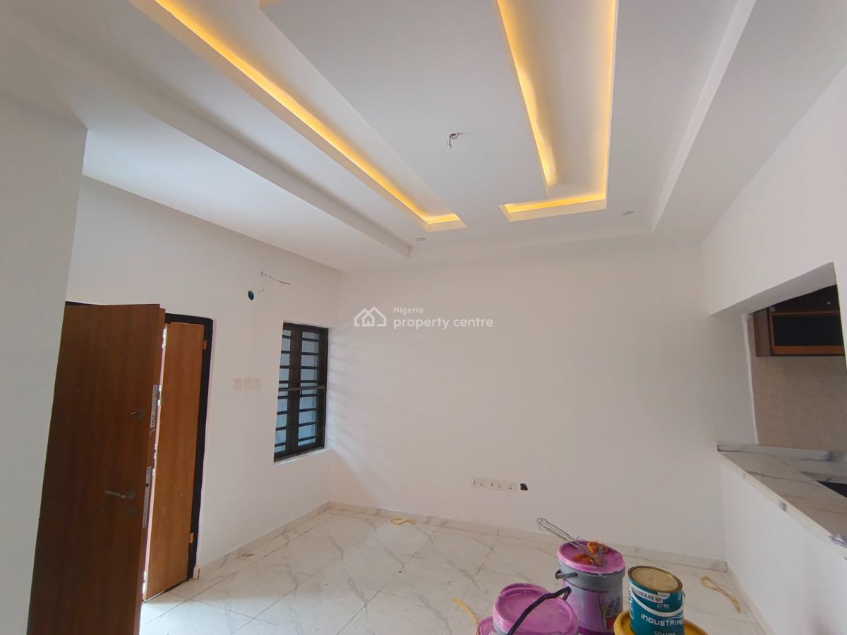 2 Bedroom Flat, Leadway Estate Erunwen, Ikorodu, Lagos, Flat / Apartment for Rent