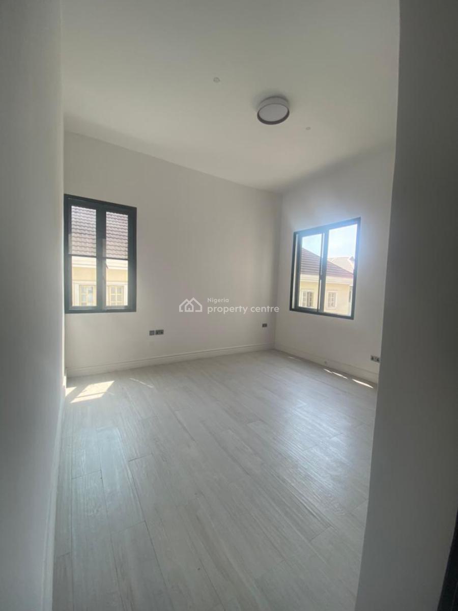 Luxury 5 Bedroom  Semi Detached Duplex with Bq, Lekki Phase 1, Lekki, Lagos, Semi-detached Duplex for Rent