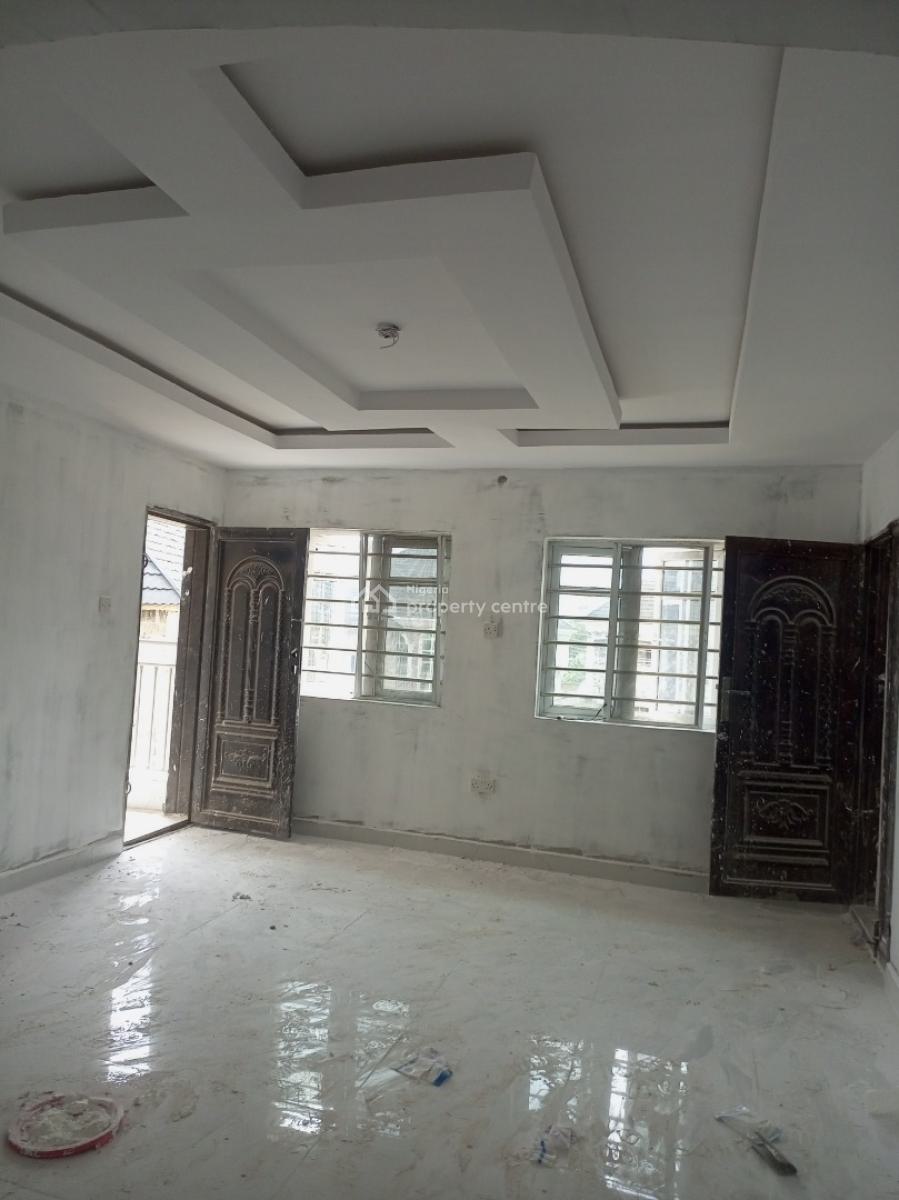 Newly Built 2 Bedrooms, Bucknor Estate, Isolo, Lagos, Flat / Apartment for Rent