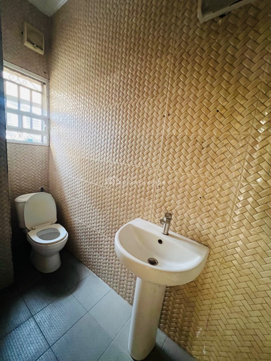 Exquisite 3 Bedroom Apartment with Bq, Chevron, Lekki, Lagos, Flat / Apartment for Rent