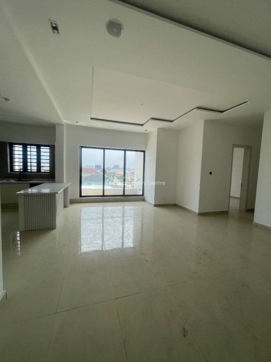 Resplendent in Design and Liveability, Admiralty Way, Lekki Phase 1, Lekki, Lagos, Block of Flats for Sale