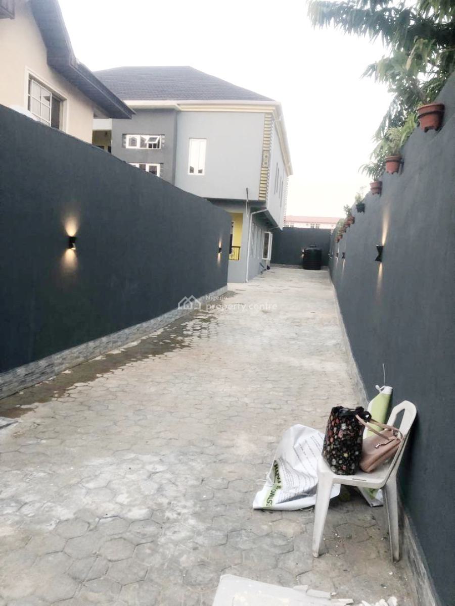 Luxury 4 Semi Detached Duplex with Bq, Gra Phase 2, Magodo, Lagos, Semi-detached Duplex for Rent
