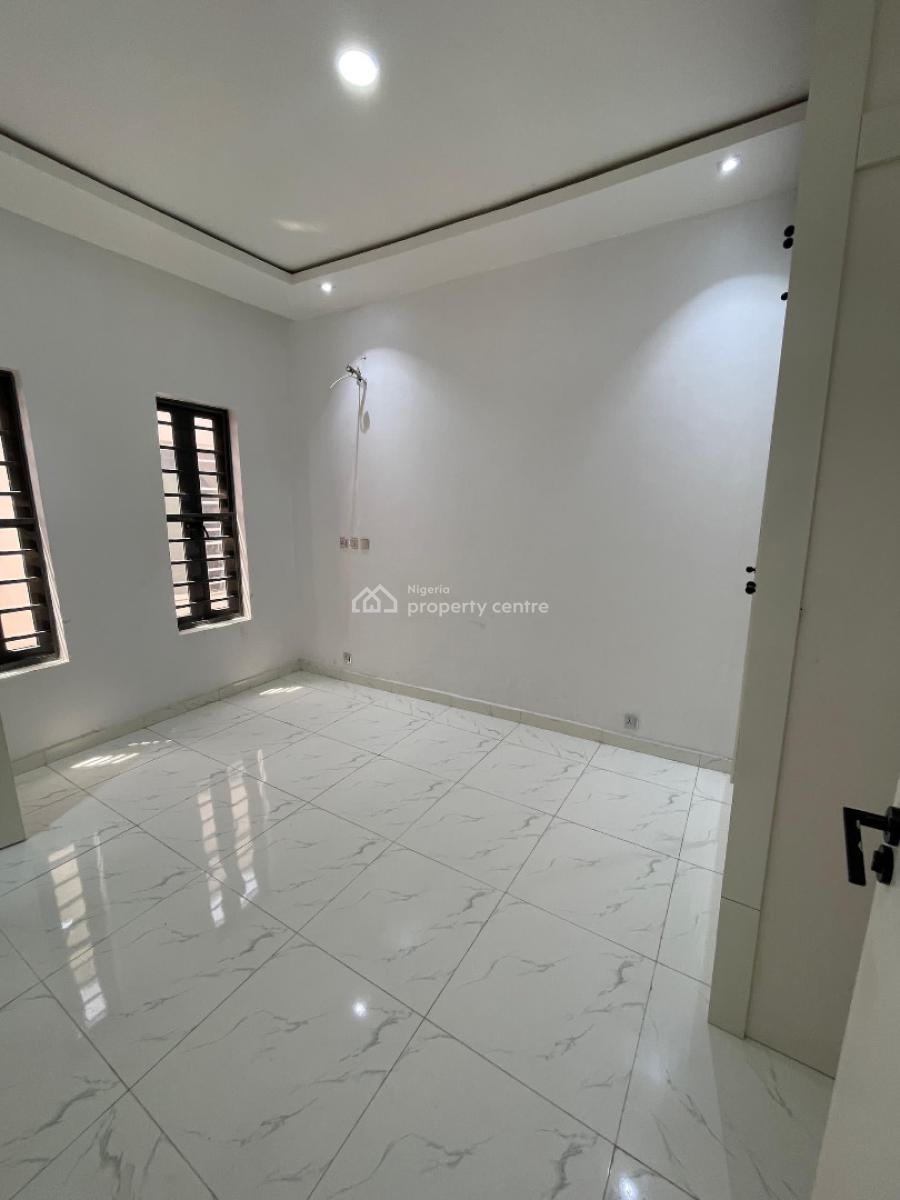 Lovely  Built 4 Bedroom Semi Detached Duplex, Orchid Road, Lekki, Lagos, Semi-detached Duplex for Sale