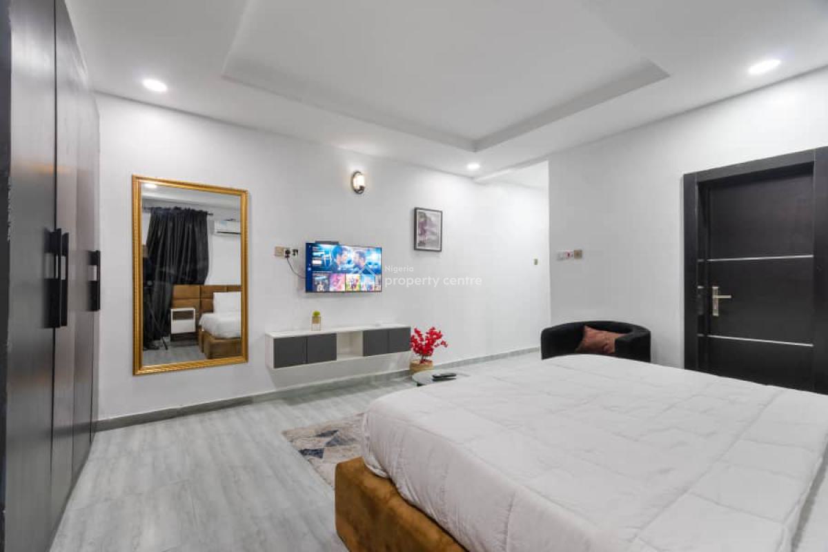 Luxury 4 Bedrooms Duplex, Off Admiralty Way, Lekki Phase 1, Lekki, Lagos, House Short Let