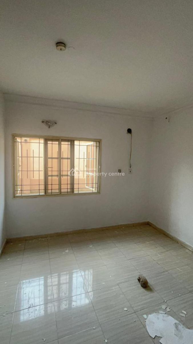 3 Bedrooms Flat, Thomas Estate, Ajiwe, Ajah, Lagos, Flat / Apartment for Rent