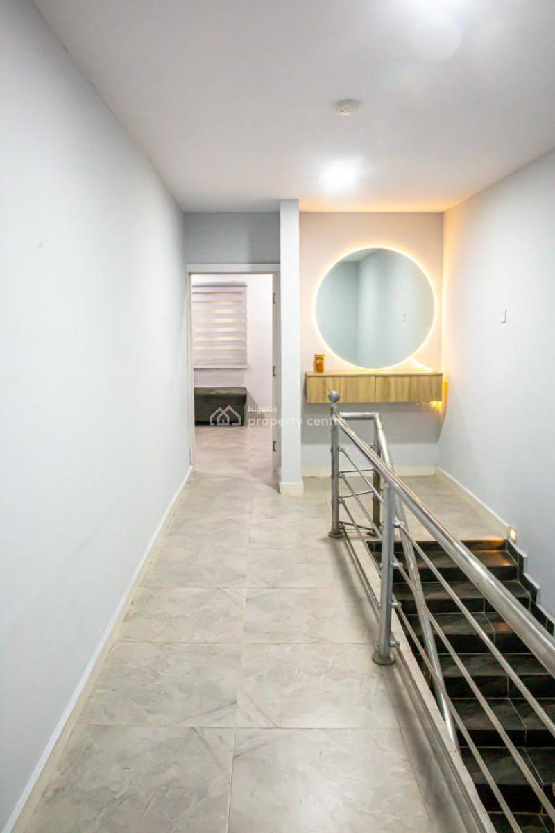 Beautifully Furnished 1 Bedroom Apartment, Off Bode Thomas, Surulere, Lagos, Mini Flat (room and Parlour) Short Let
