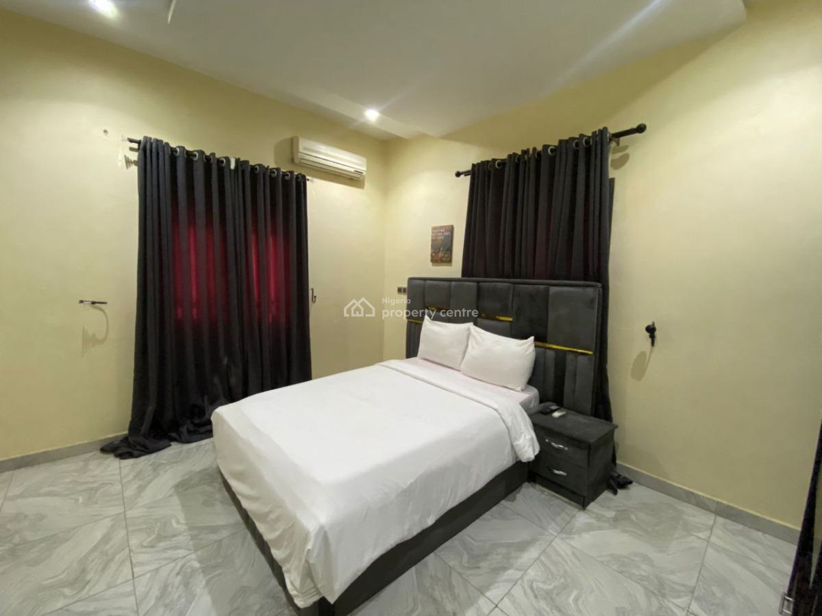 Fully Furnished 2 Bedroom Apartment, Salis Court Estate  Efire Ileogun Street, Jabi, Abuja, Flat / Apartment Short Let