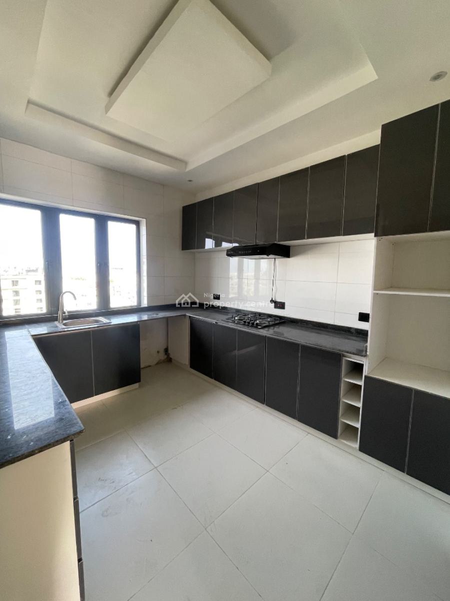 3 Bedroom Penthouse with Pool, Lekki Phase 1, Lekki, Lagos, Flat / Apartment for Sale