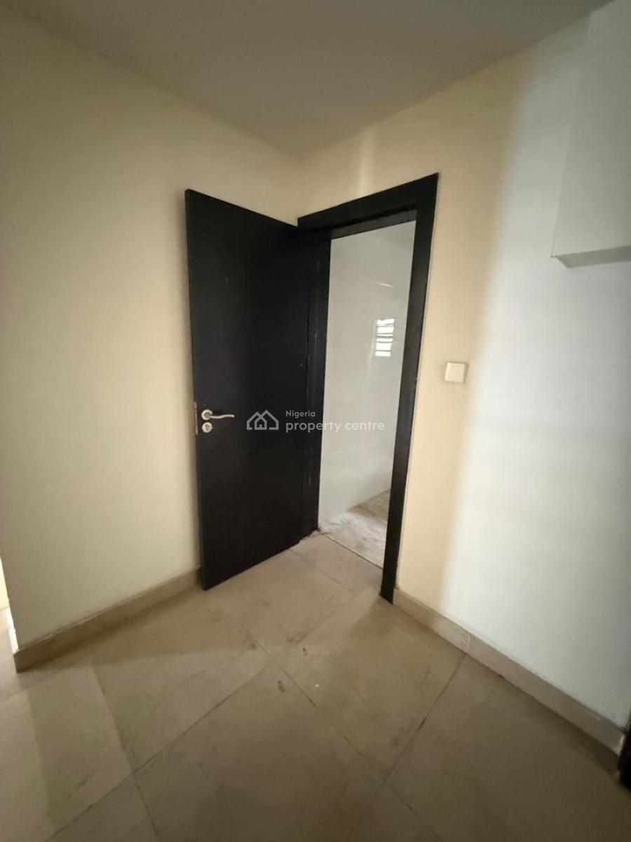 Spacious 3 Bedroom Apartment with Bq, Ikoyi, Lagos, Flat / Apartment for Sale