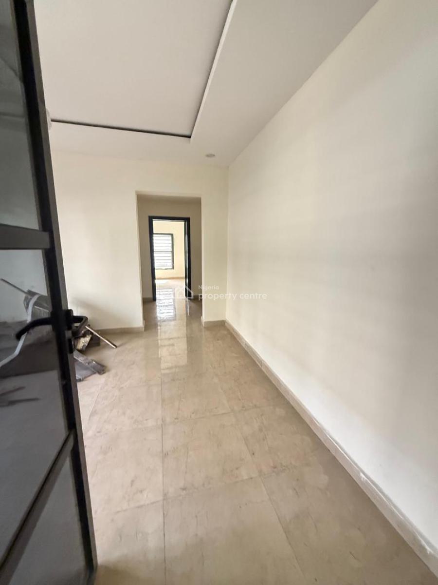 Spacious 3 Bedroom Apartment with Bq, Ikoyi, Lagos, Flat / Apartment for Sale