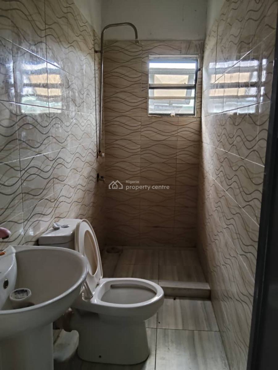 Spacious and Well Maintained Room and Parlour, Bogije, Imalete Alafia, Ibeju Lekki, Lagos, Mini Flat (room and Parlour) for Rent