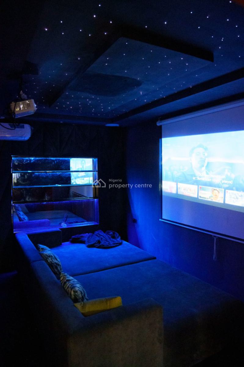 3 Bedroom Luxe Penthouse  Cinema, Ps5, Pool, Ikate Elegushi, Lekki, Lagos, Flat / Apartment Short Let