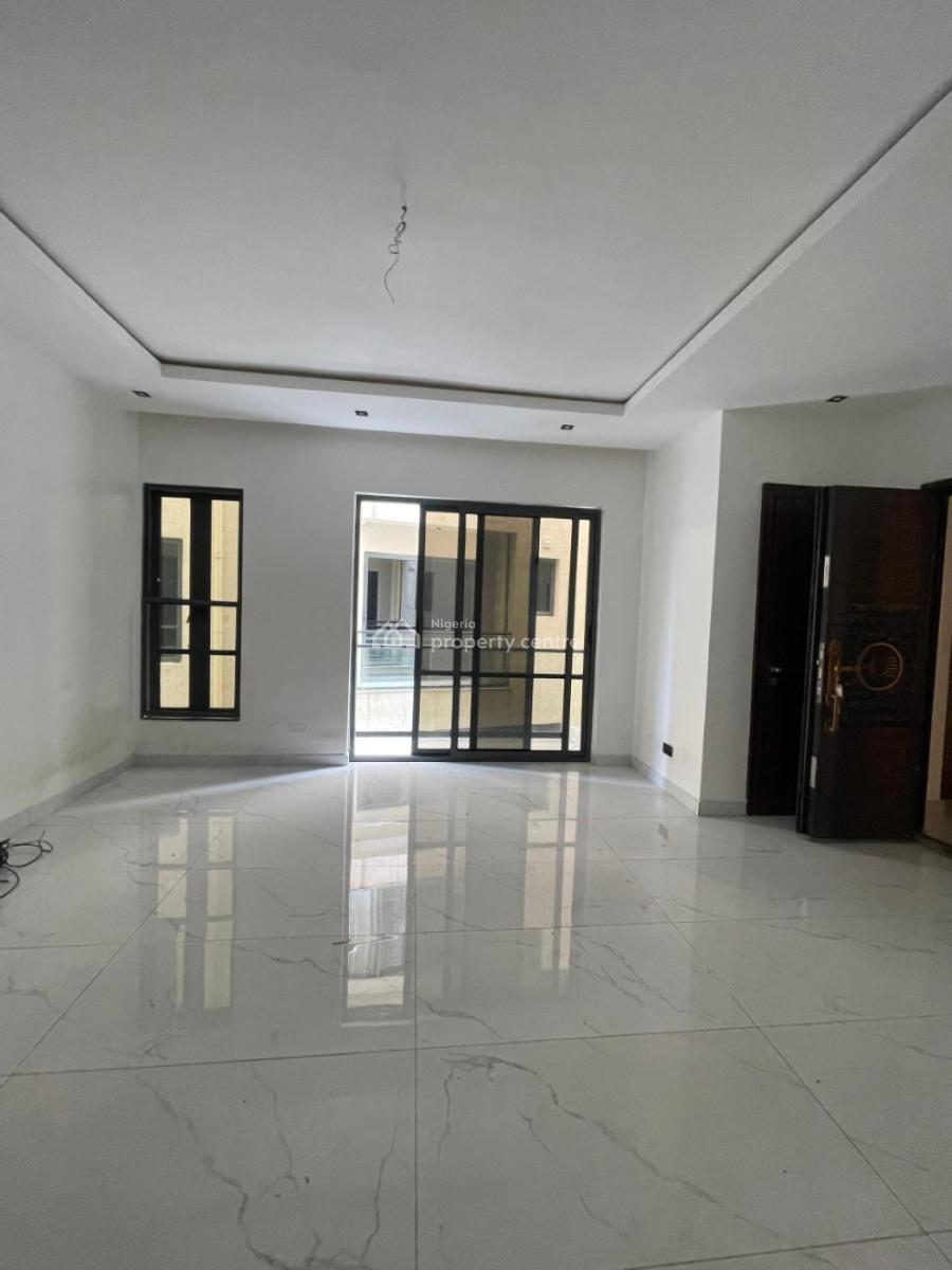 2 Bedroom Apartment with Swimming Pool and Gym, Lekki Phase 1, Lekki, Lagos, Flat / Apartment for Rent