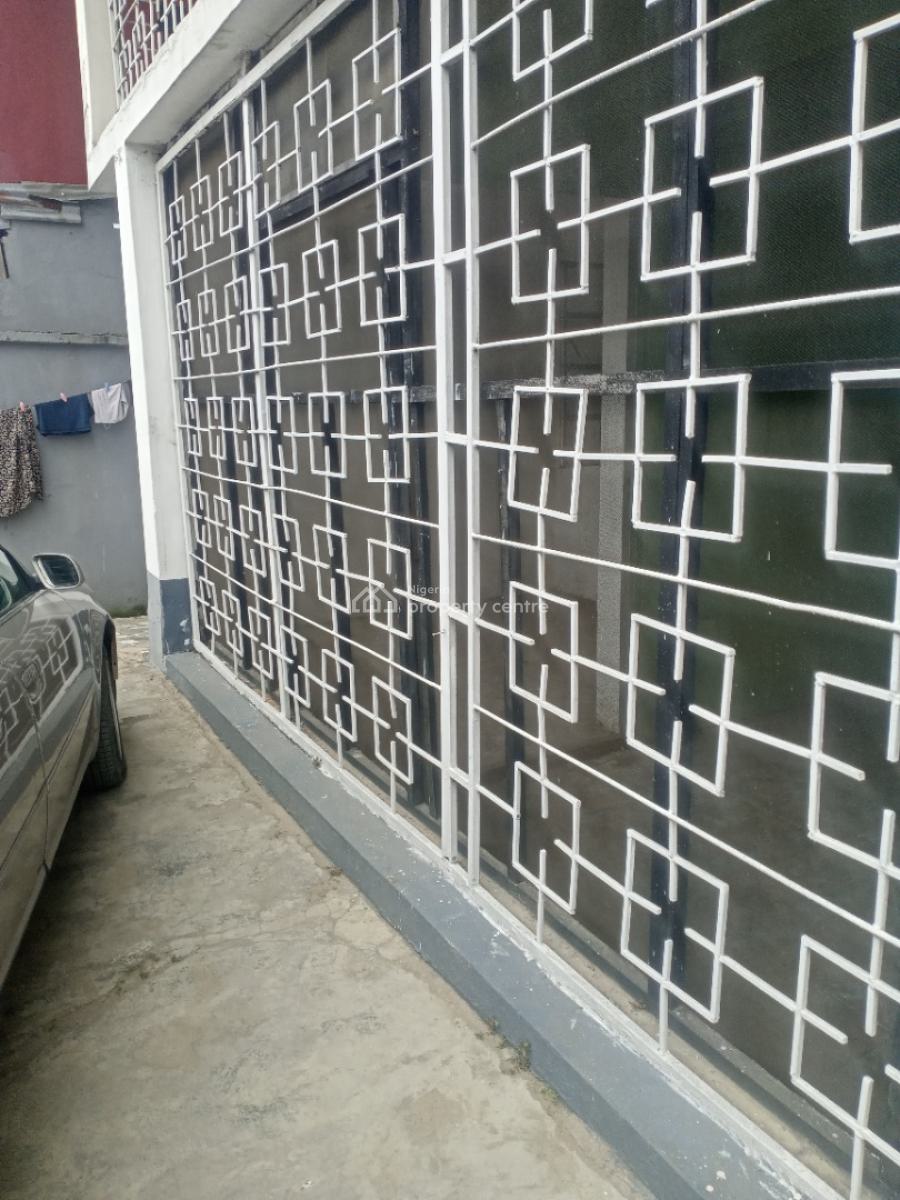 3bedroom, Off Shake Crescent, Aguda, Surulere, Lagos, Flat / Apartment for Rent