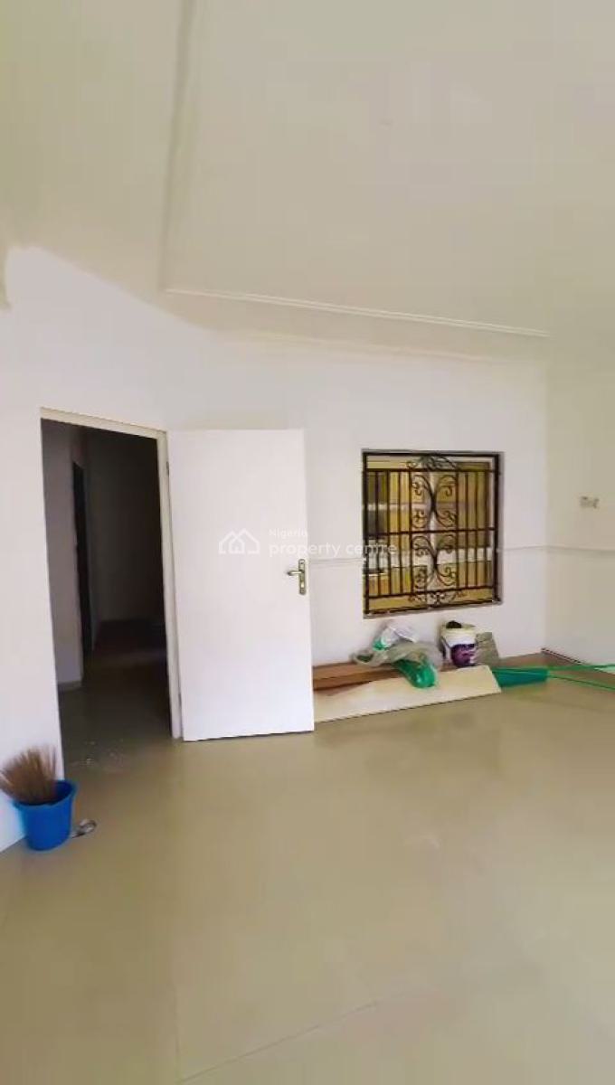 Room Self Contain Spacious Video Available, Bourdilon Court, Chevron Drive, Lekki, Lagos, Self Contain (single Rooms) for Rent