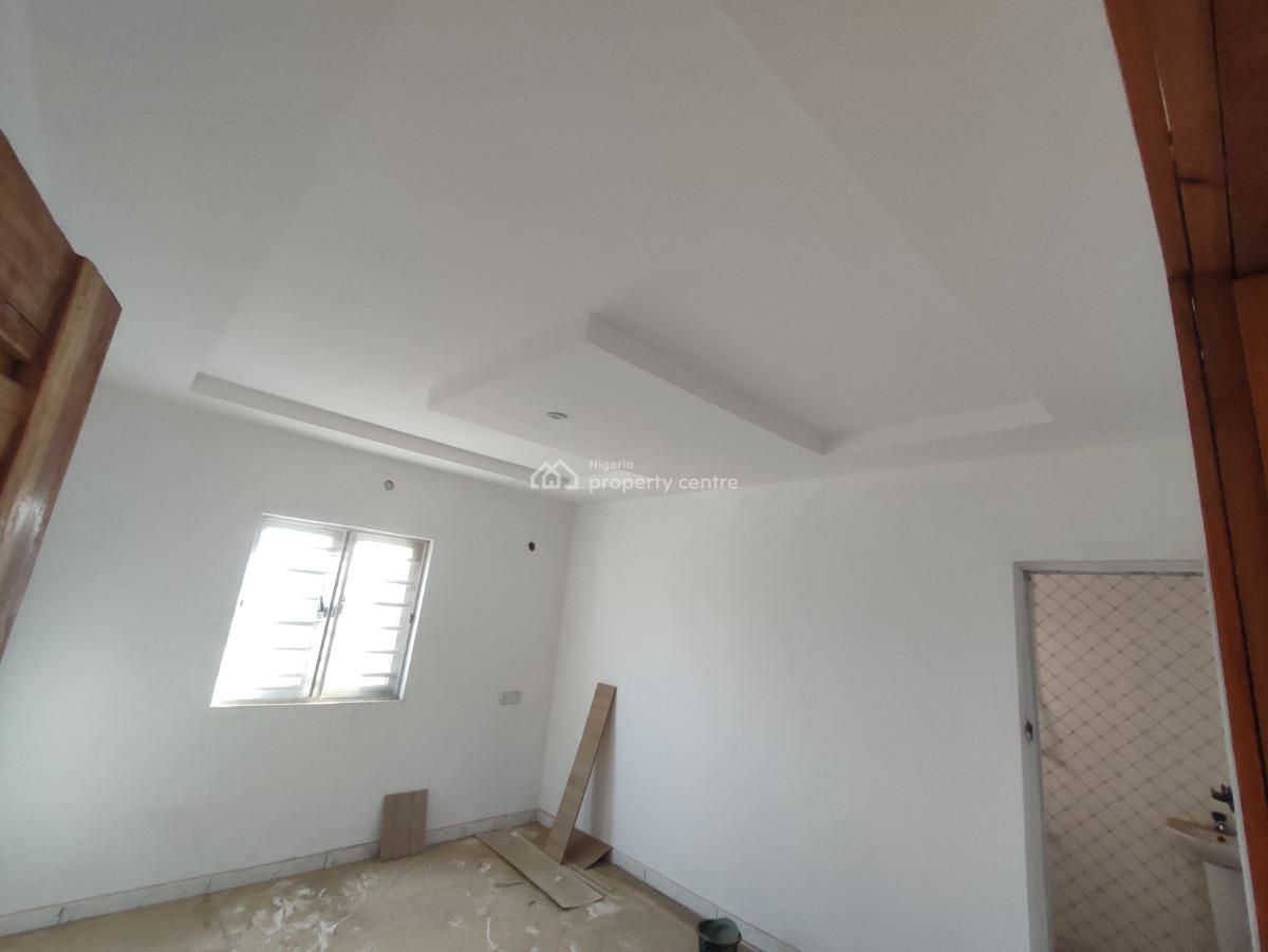 Luxury 2 Bedrooms Apartment, Bayeku, Igbogobo - Bayeku Road, Ikorodu, Lagos, Flat / Apartment for Rent