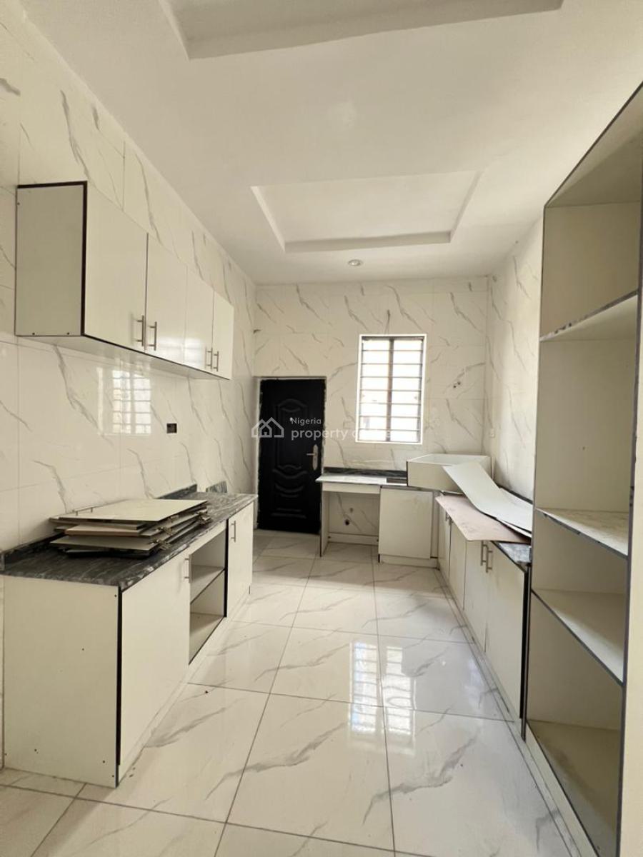 Luxury 3 Bedroom Duplex in Well Serene Environment Very Accessible, Ajah, Lagos, Terraced Duplex for Sale