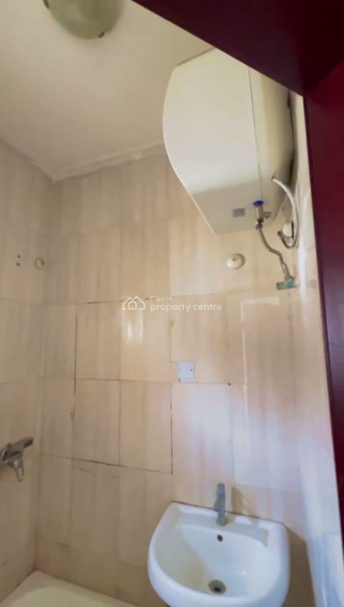 Single Room / Self Contain Room, Bourdilon Court, Chevron Drive, Lekki, Lagos, Self Contain (single Rooms) for Rent