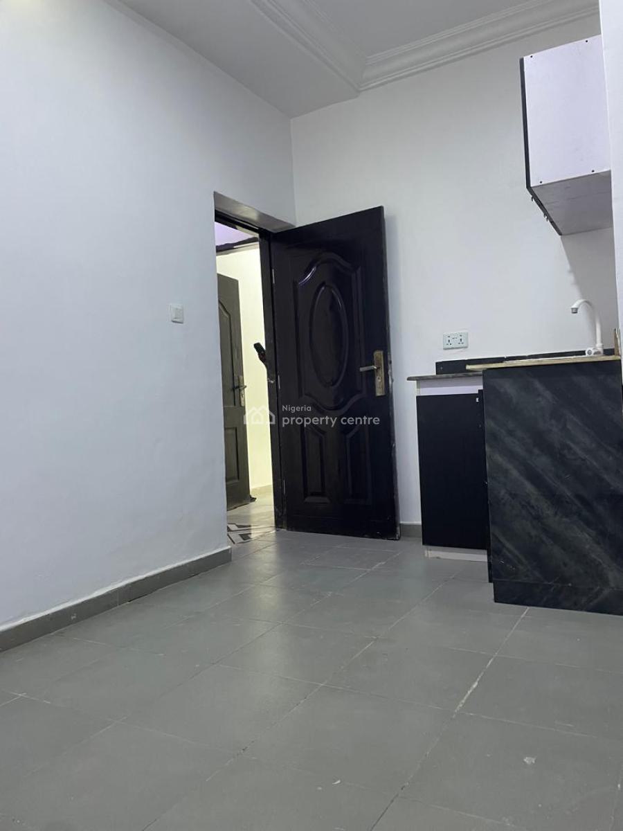 Portable Self Contain in Fully Serviced Estate, Chevron Drive, Lekki, Lagos, Self Contain (single Rooms) for Rent