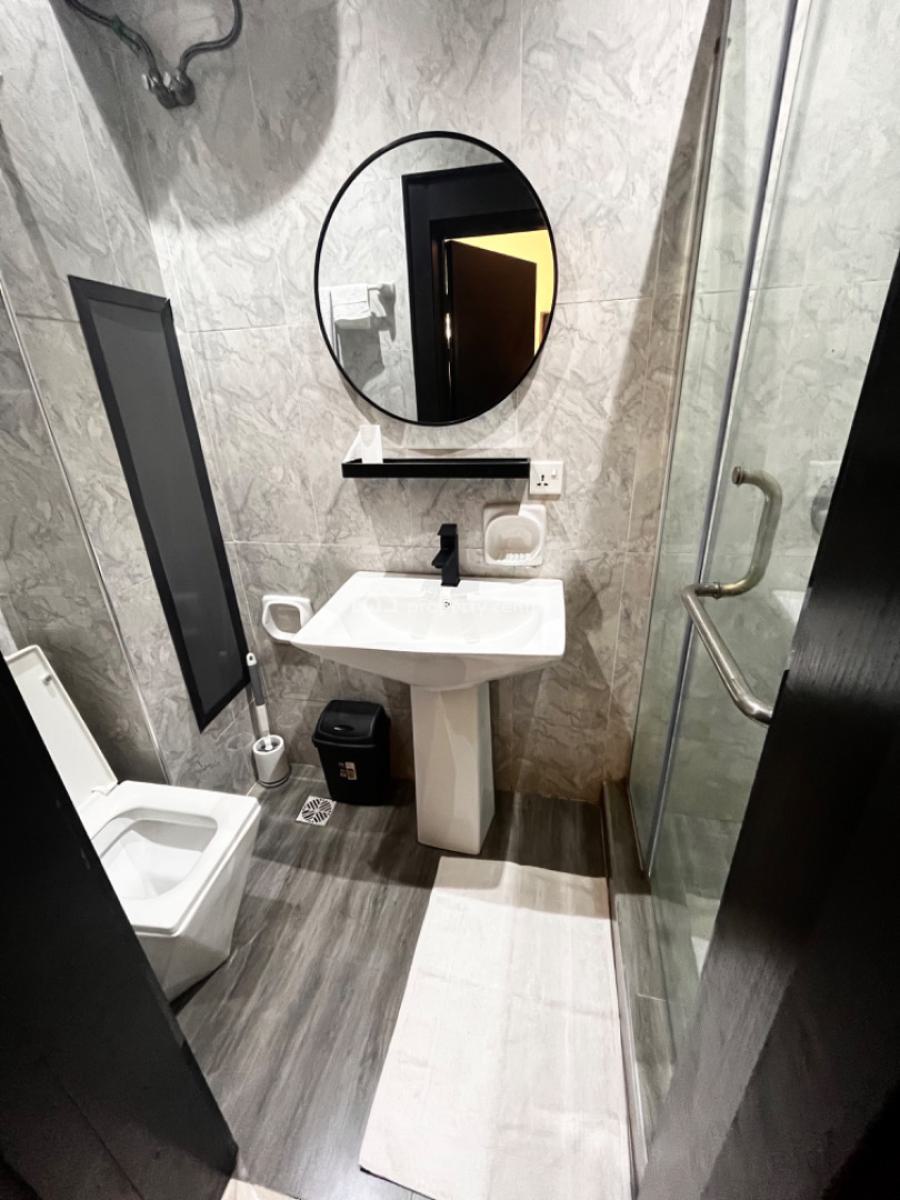 Well Furnished 2 Bedrooms Apartment + Ps5, Maryland, Ikeja, Lagos, Flat / Apartment Short Let