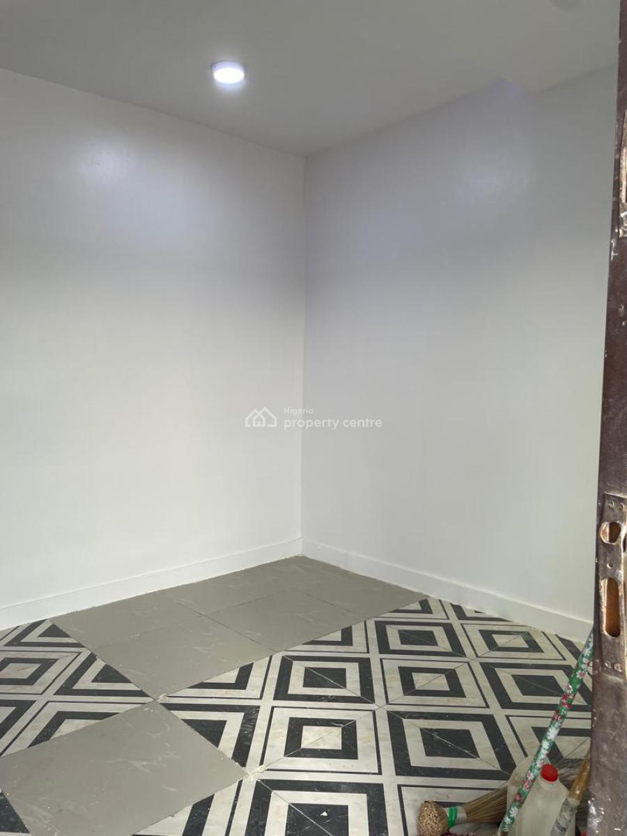 Fully Serviced One Bedroom Apartment in a Serviced Estate, Chevron Drive, Lekki, Lagos, Mini Flat (room and Parlour) for Rent