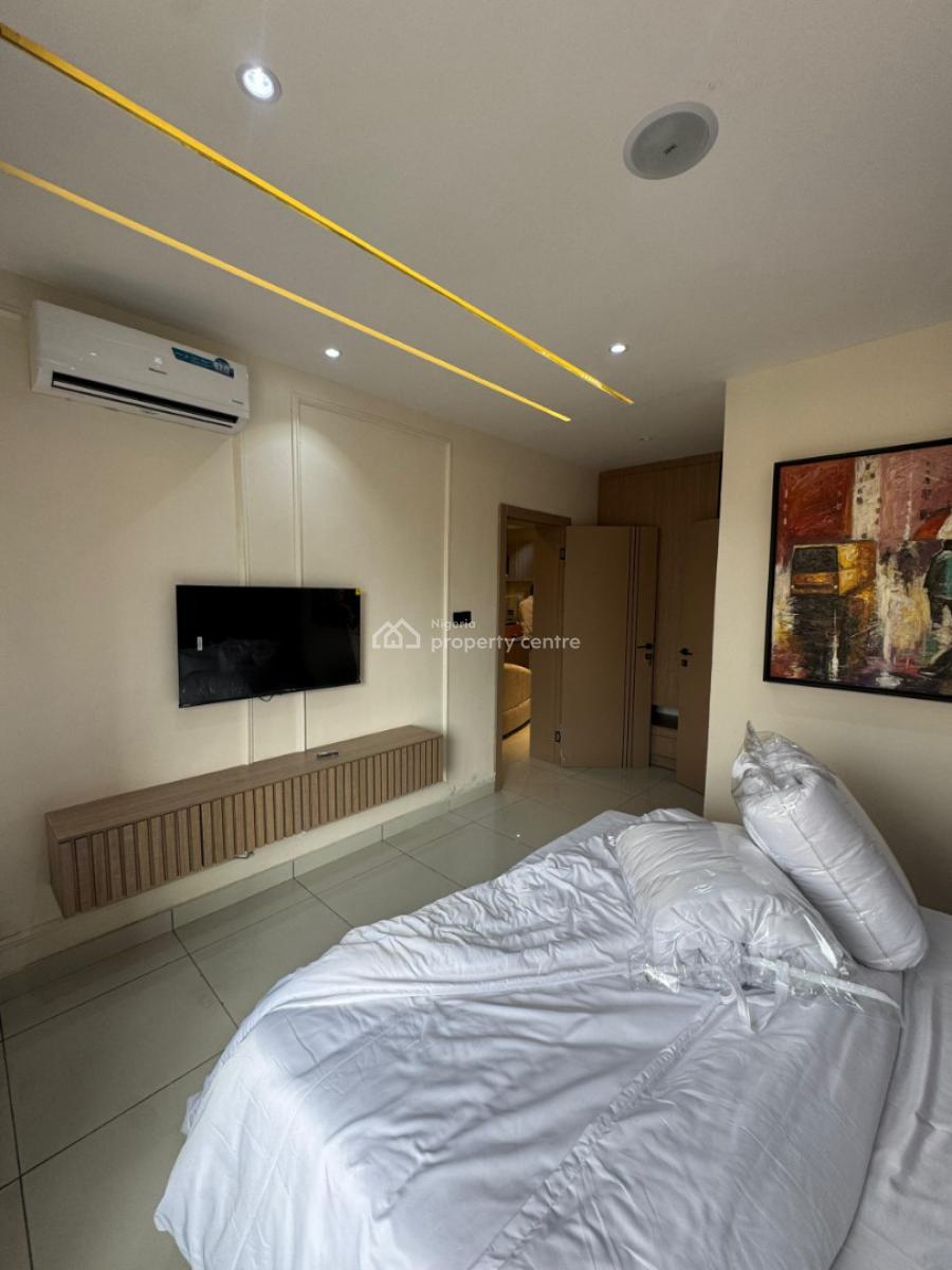 Luxury 1 Bedroom Apartment, Surulere, Lagos, Block of Flats for Sale