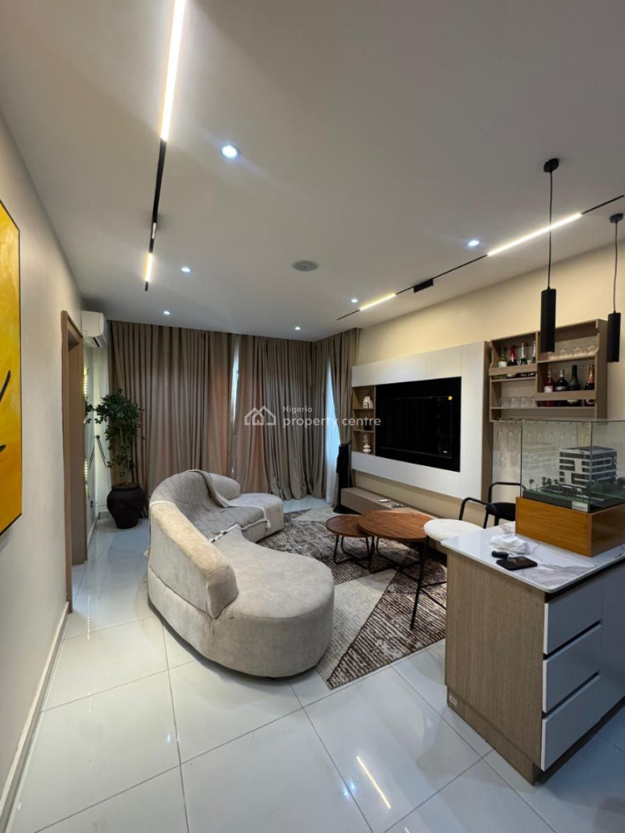 Luxury 1 Bedroom Apartment, Surulere, Lagos, Block of Flats for Sale