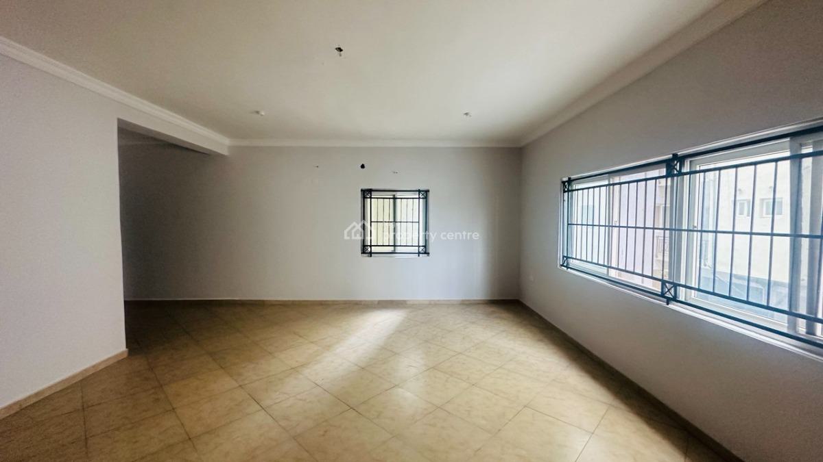 3 Bedroom Flat with Elevator & Governors Consent on The First Floor, Primewater View Gardens Estate, Lekki Phase 1, Lekki, Lagos, Flat / Apartment for Sale