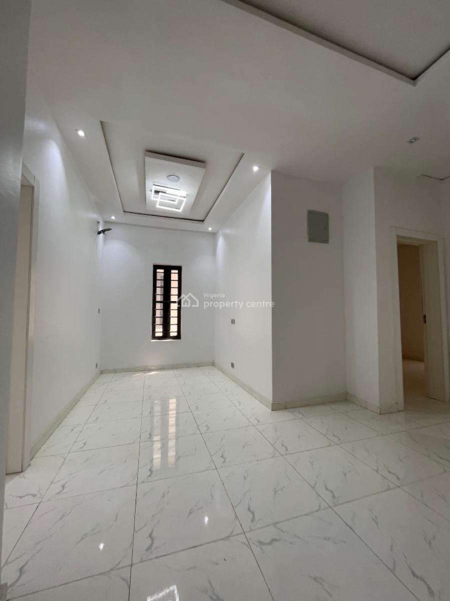 Lovely  Built 4 Bedroom Semi Detached Duplex, Orchid, Lekki, Lagos, Semi-detached Duplex for Sale