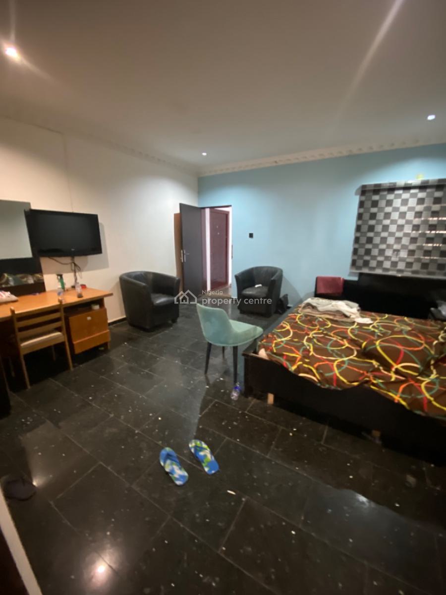 Spacious Furnished Massive Selfcontain, with Balcony & Inverter, Zone 5, Wuse, Abuja, Self Contain (single Rooms) for Rent