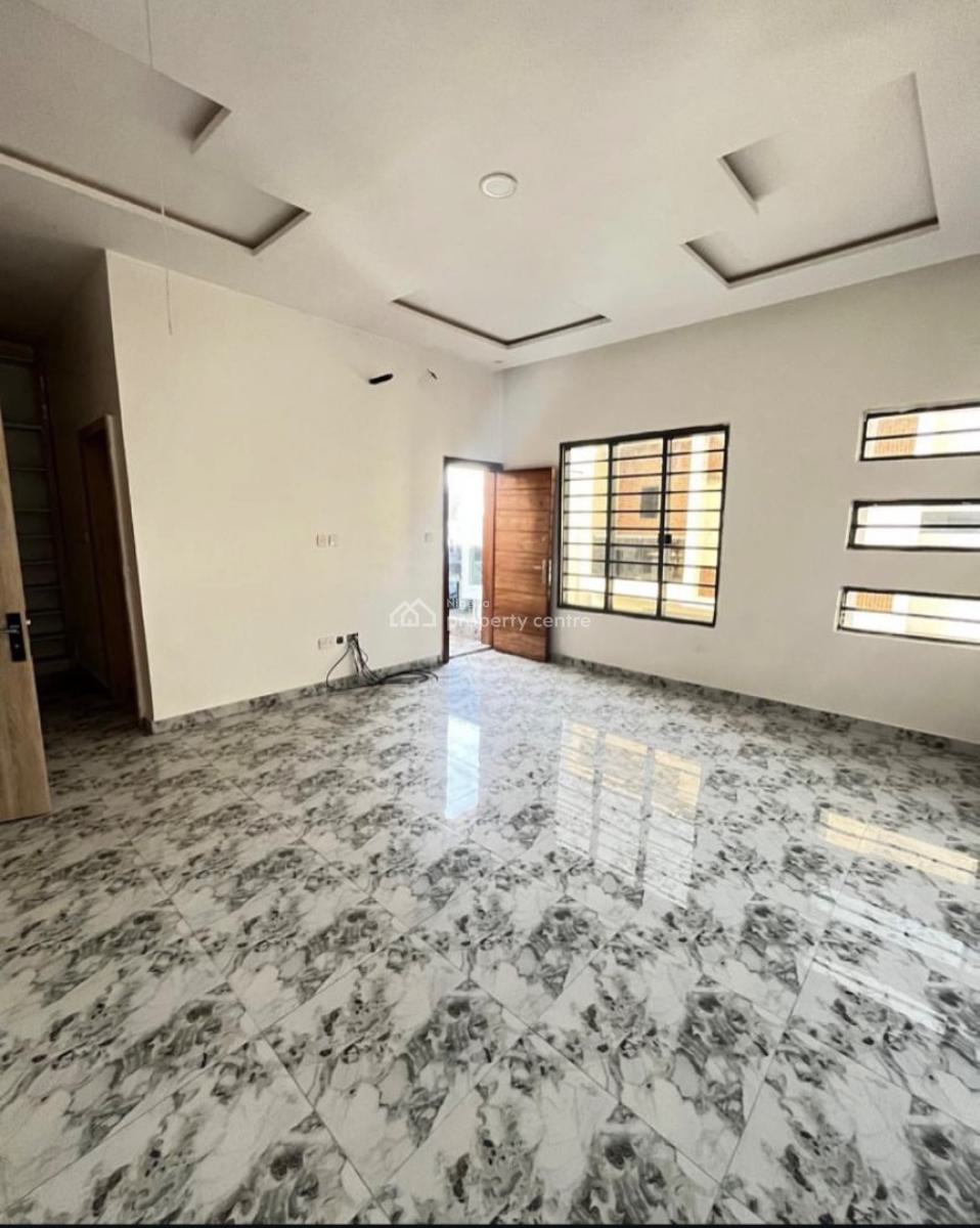 Nicely Built 4 Bedroom Terrace Duplex with a Gym, New Road By Chevron Lekki, Lekki, Lagos, Terraced Duplex for Sale