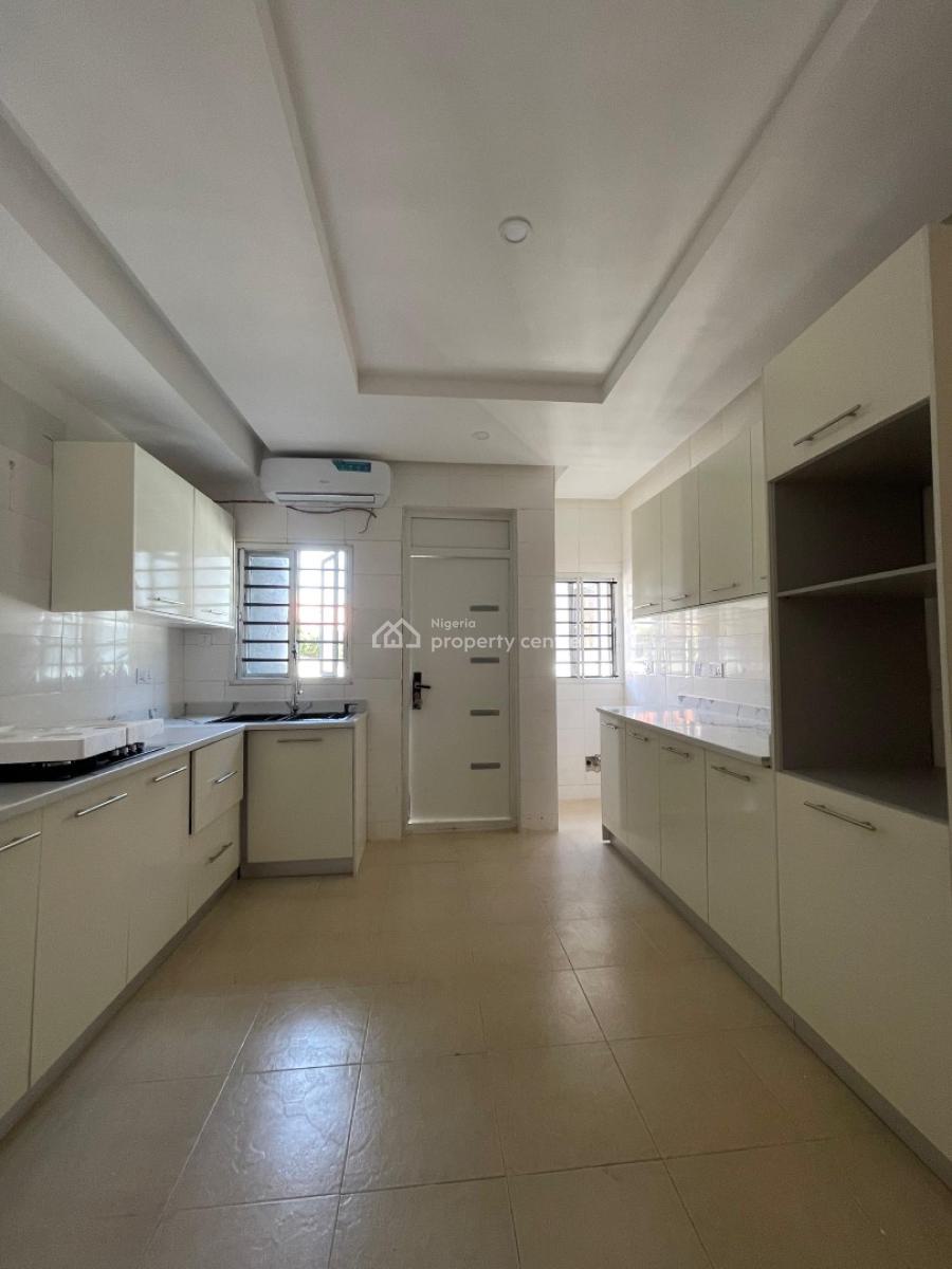 Exquisitely Built 4 Bedroom Terraced Duplex with 2bq and  Self Gated, Lekki Phase 1, Lekki, Lagos, Terraced Duplex for Sale