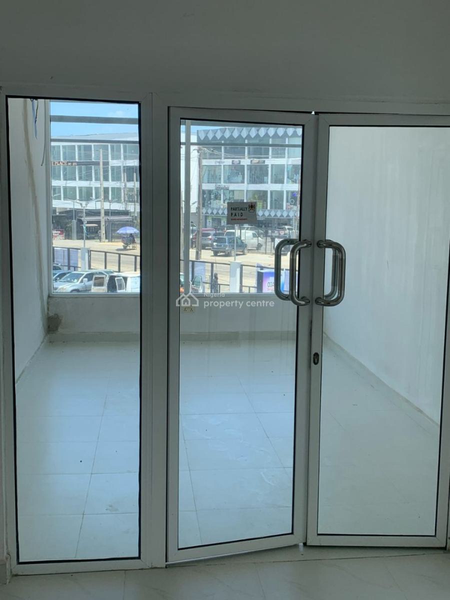 Shops / Office, Ogombo Road, Ajah, Lagos, Plaza / Complex / Mall for Rent