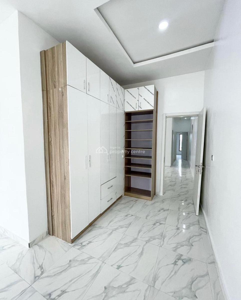 4bedroom Terrace Duplex with Swimming Pool, Gym, Water Heater - [ ] Heat Extractor  - ⁠[ ] Jacuzzi  - [ ] Bq - ⁠[ ] Swi, Vgc, Lekki, Lagos, Terraced Duplex for Sale