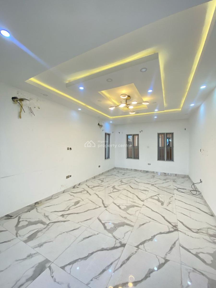 Massive  4 Bedroom Detached Duplex with Bq, Self Compound and on 2 Fl, Ikate, Ikate, Lekki, Lagos, Detached Duplex for Rent