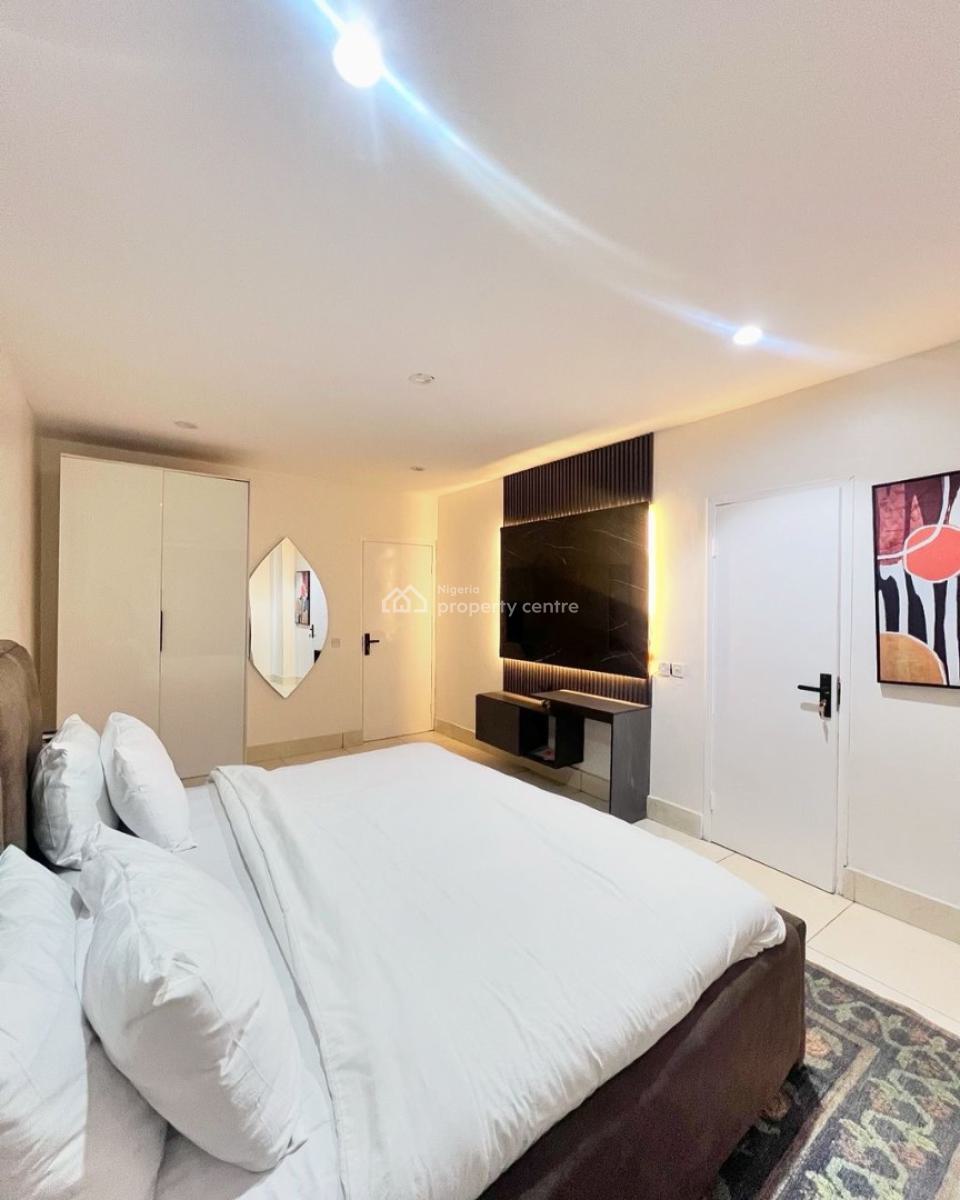 Luxury 2 Bedroom Apartment with Snooker Available, Lekki Phase 1, Lekki, Lagos, Flat / Apartment Short Let