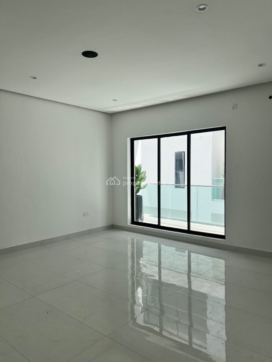 Well Built 4 Bedroom Semi-detached Duplex with Bq, Meadowhall Road, Ikate, Lekki, Lagos, Semi-detached Duplex for Sale
