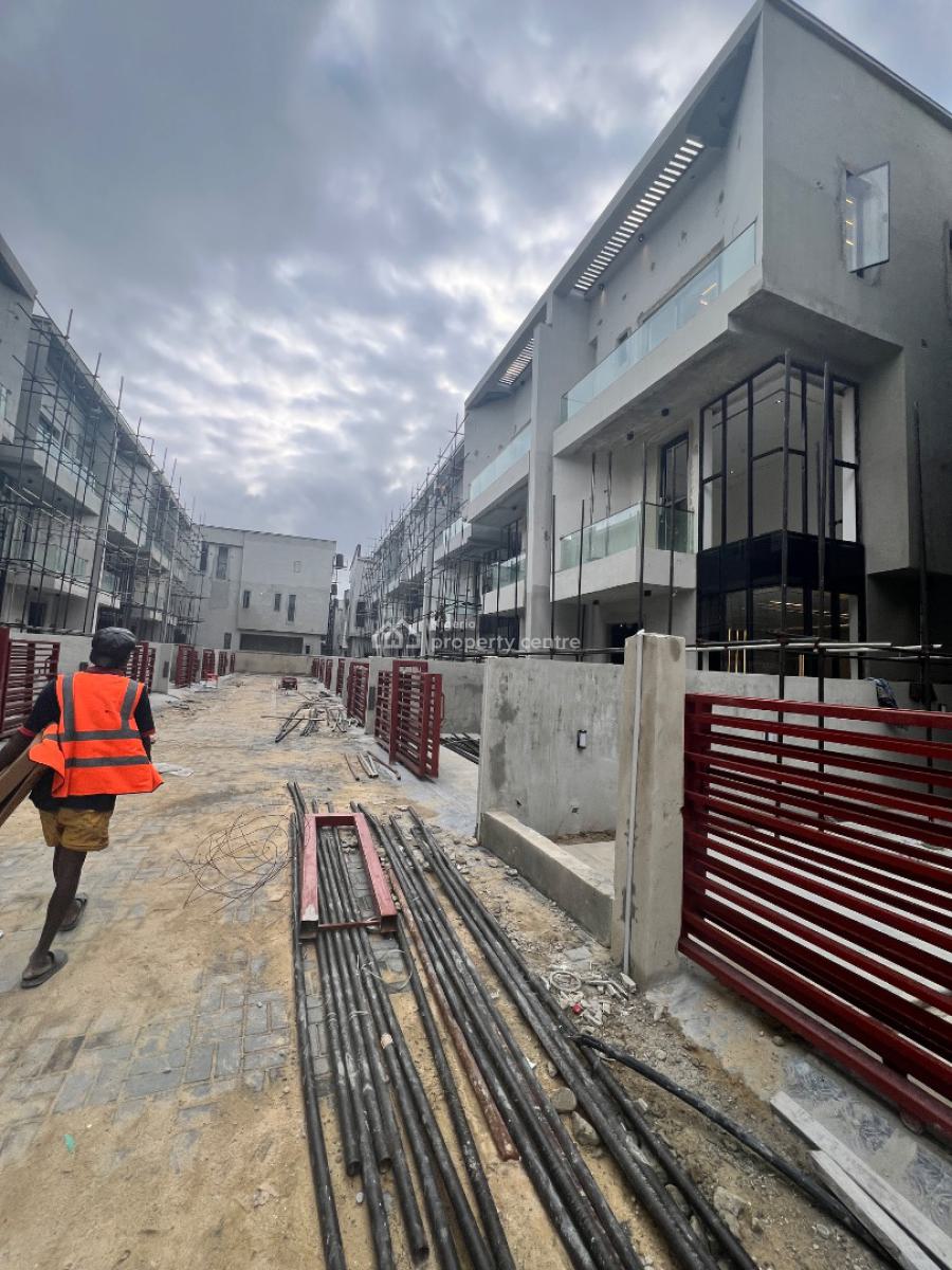Well Built 5 Bedrooms Fully Detached Duplex with Bq, Royal Pine Estate, Lekki, Lagos, Detached Duplex for Sale