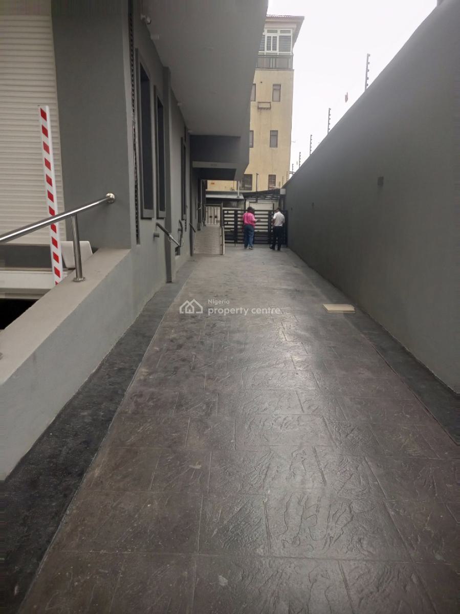 1,100 Square Meters Open Plan Office Space, Allen, Ikeja, Lagos, Office Space for Rent