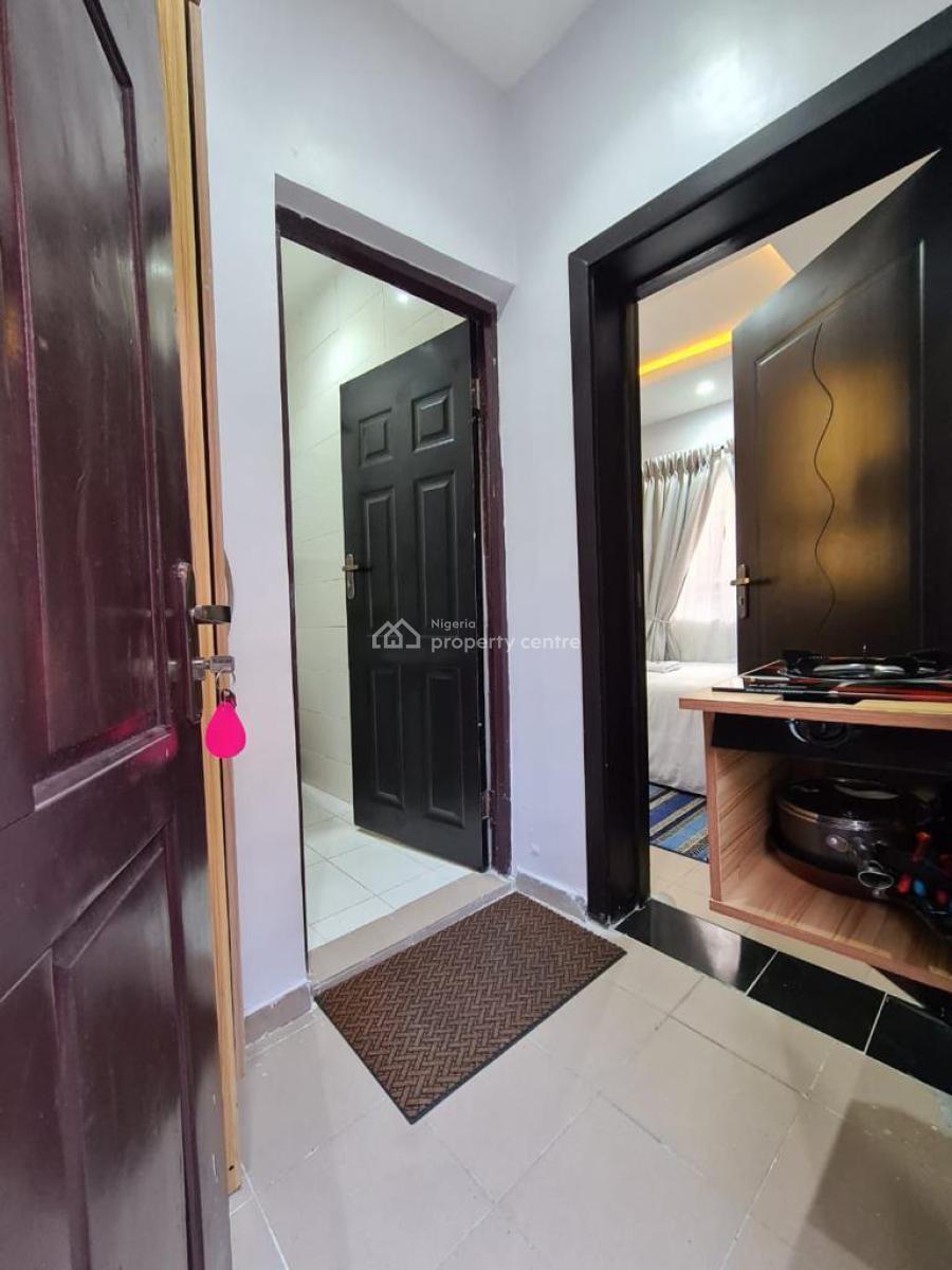 Fully Furnished Studio Apartment in Lekki, Off Admiralty, Lekki Phase 1, Lekki, Lagos, Self Contain (single Rooms) for Rent