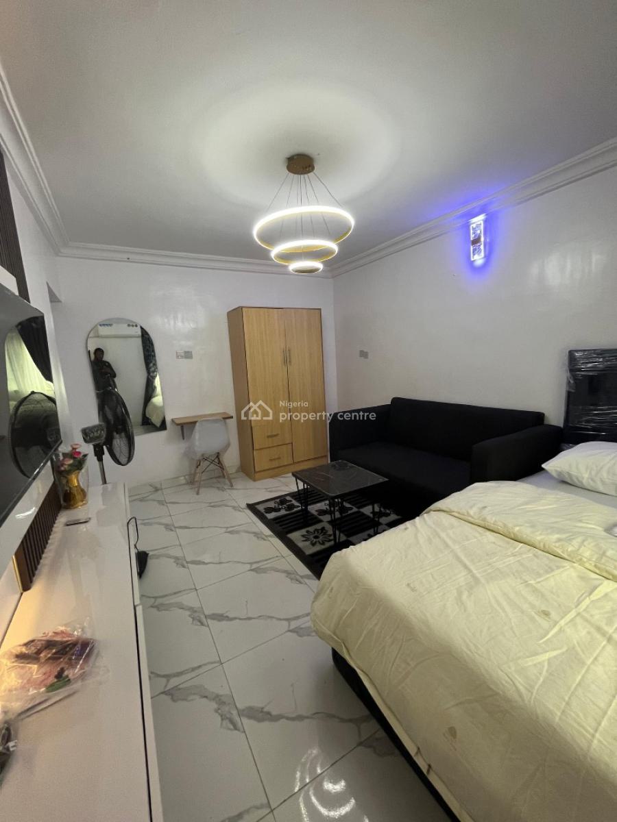 Fully Furnished Studio Apartment, Akoka, Yaba, Lagos, Flat / Apartment for Sale