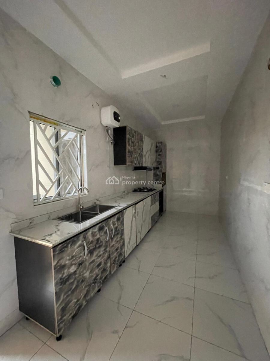 Excellent 2 Bedroom Apartment, Ajah, Lagos, Flat / Apartment for Sale