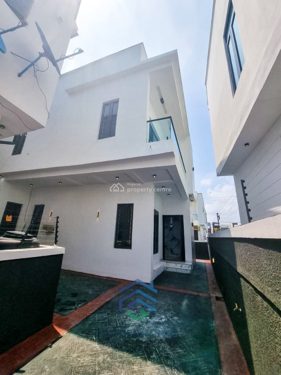 5 Bedroom Detached House with Bq, Lekki, Lagos, Detached Duplex for Sale