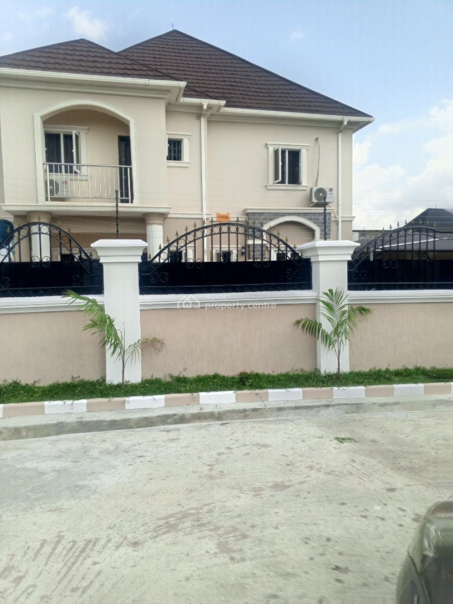 Sweet Table Plot 600sqm Phase 4 By District Center 35m, Kubwa, Abuja, Residential Land for Sale