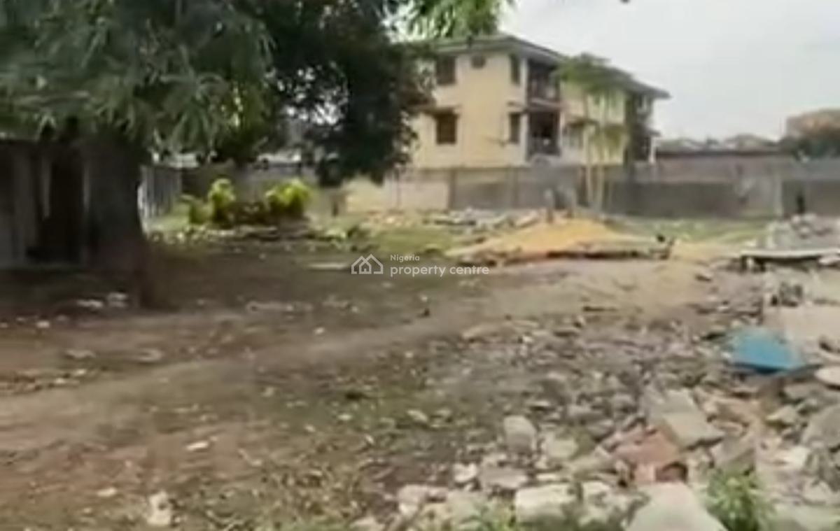 a Gated 4plots of Dry Land Directly on a Major Road + Structure, Herbert Macaulay Road, Yaba, Lagos, Land for Sale