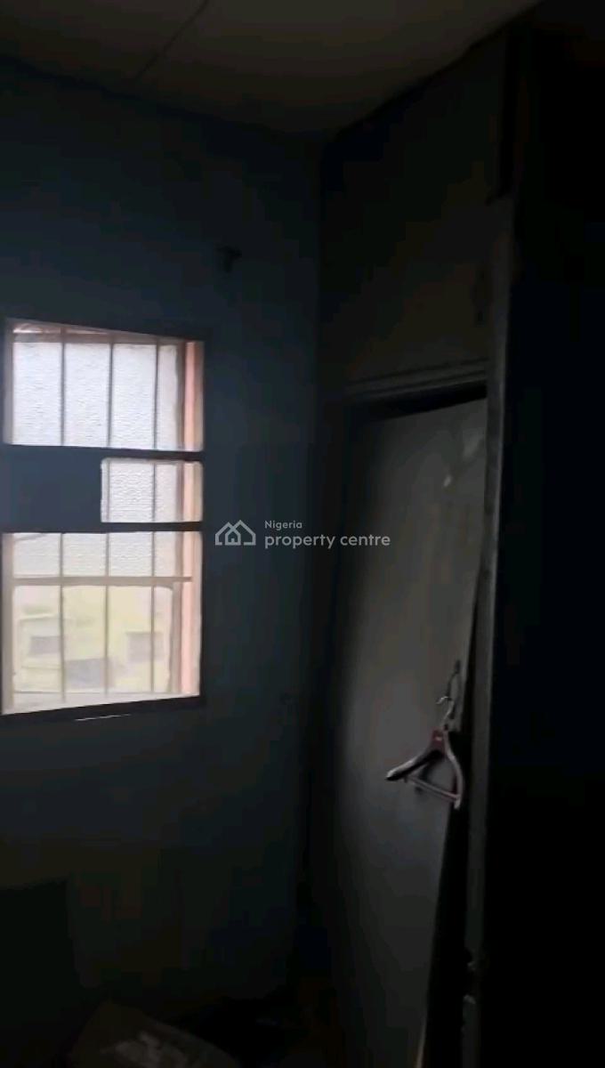 Decent Spacious 3bedroom Upflat with 3t2b All Tilled with Kitchen Cabi, Yetunde Brown Street, Soluyi, Gbagada, Lagos, Flat / Apartment for Rent