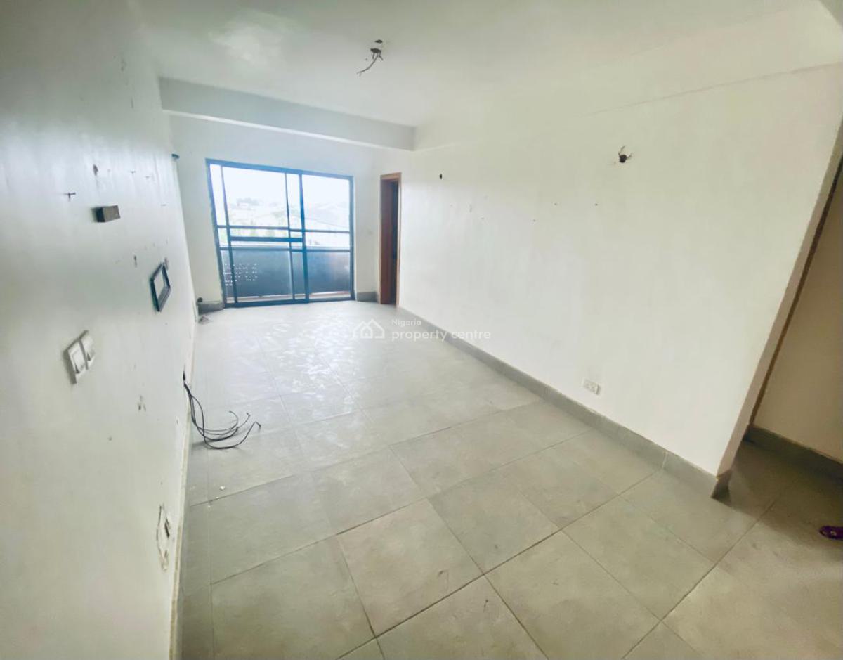 Service 3bedroom Apartment with Bq at, Main Lekki Phase 1, Lekki Phase 1, Lekki, Lagos, Block of Flats for Sale