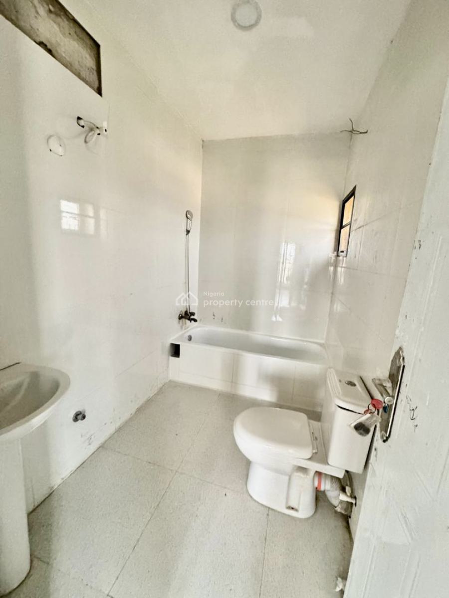 Exquisite Spacious 3 Bedroom Apartment, Ikota, Lekki, Lagos, Flat / Apartment for Sale