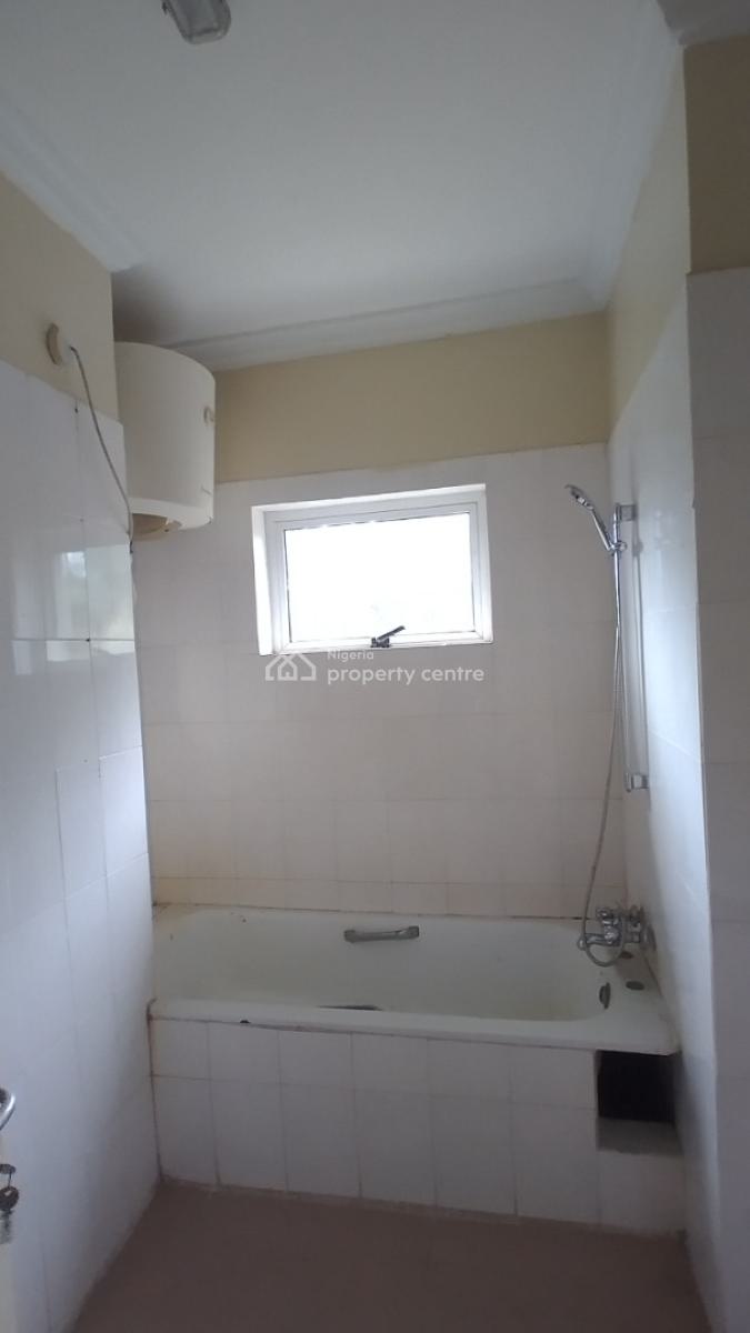 3 Bedrooms Flat in a Classy Estate on The Express, Fara Park Estate, Sangotedo, Ajah, Lagos, Flat / Apartment for Rent