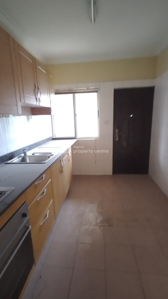 3 Bedrooms Flat in a Classy Estate on The Express, Fara Park Estate, Sangotedo, Ajah, Lagos, Flat / Apartment for Rent